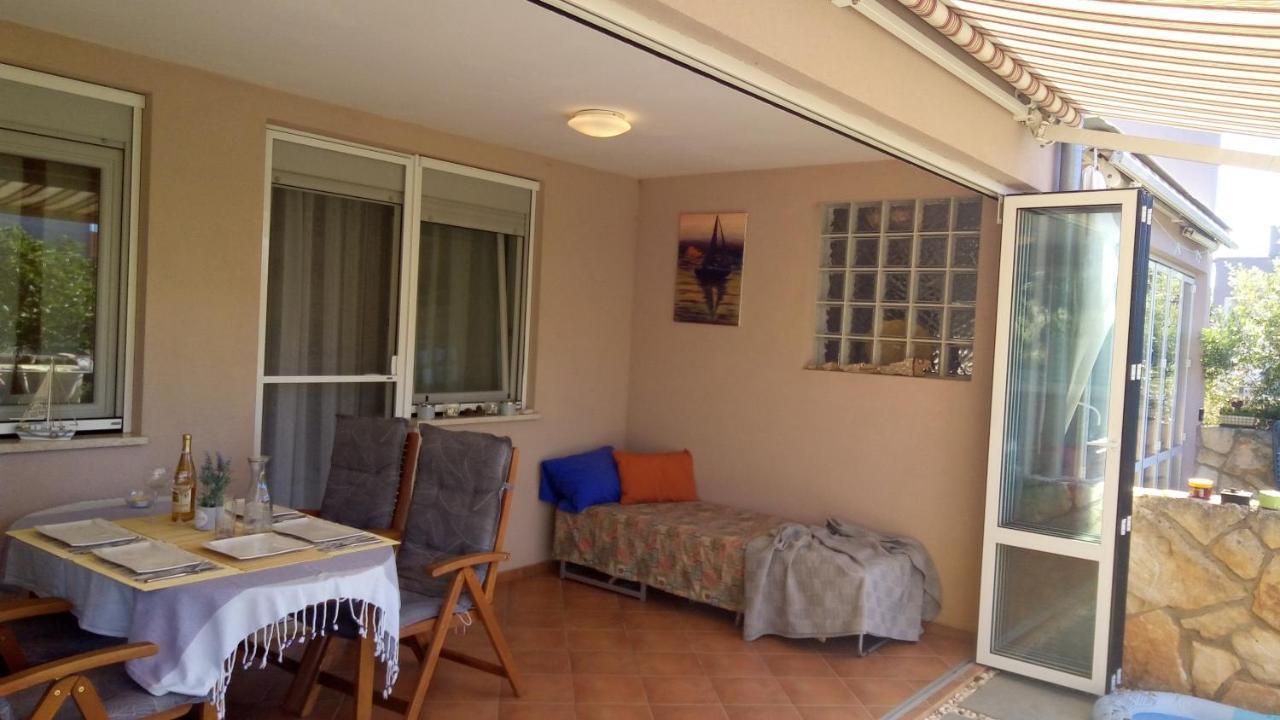 Apartma Andrea Medulin Bagian luar foto